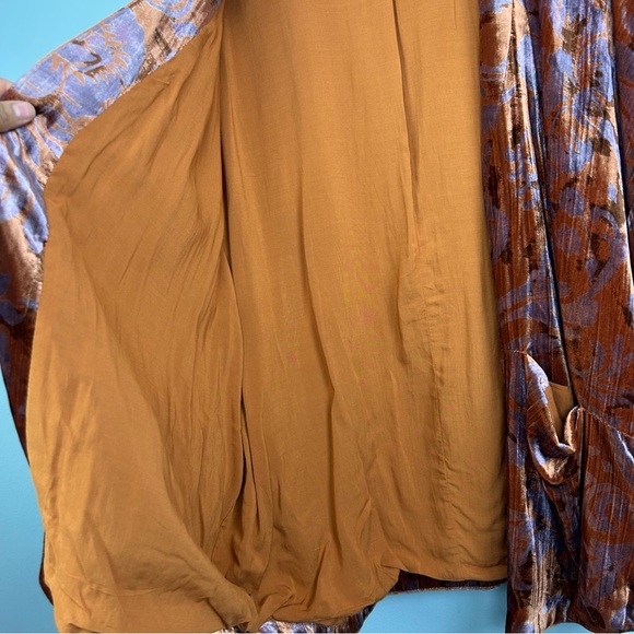 Anthropologie Esme Velvet Kimono jacket size XS open front Brown and Purple - Picture 11 of 15
